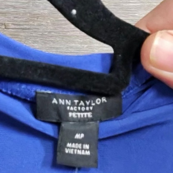 Ann Taylor Royal Blue Blouse - Picture 5 of 7